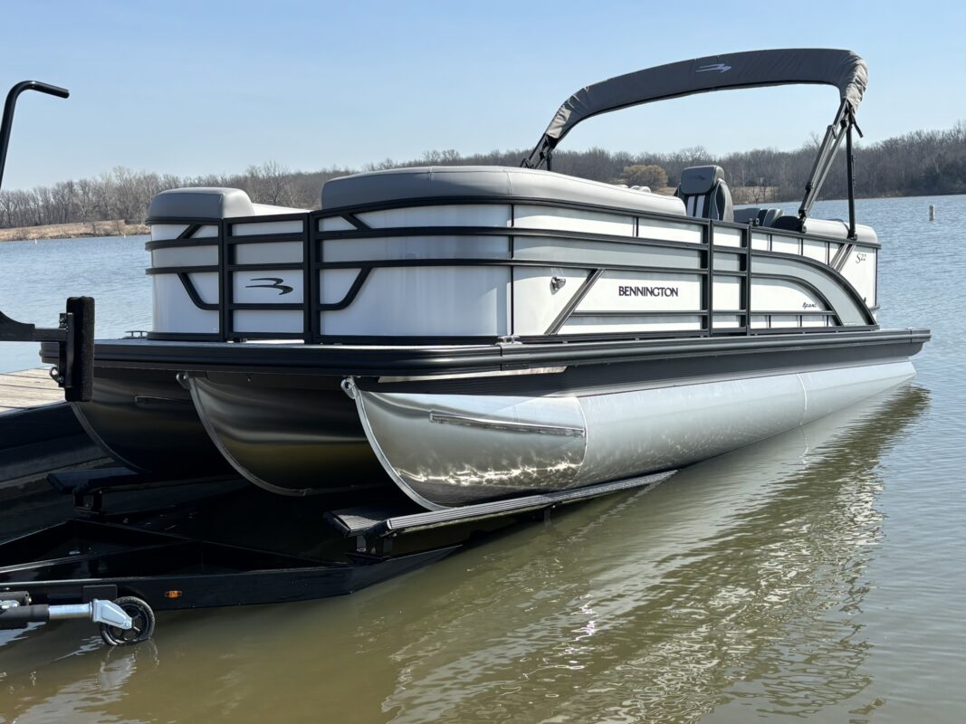 2026 Bennington 22 SSR Sport