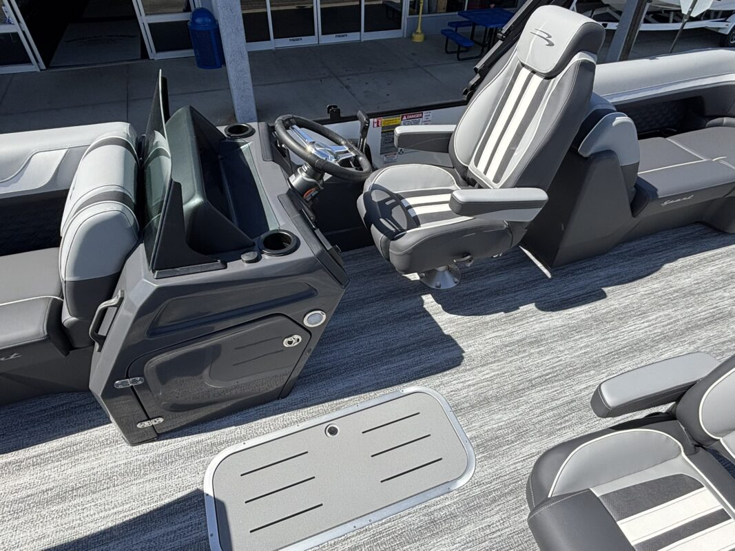 2026 Bennington 22 SSR Sport