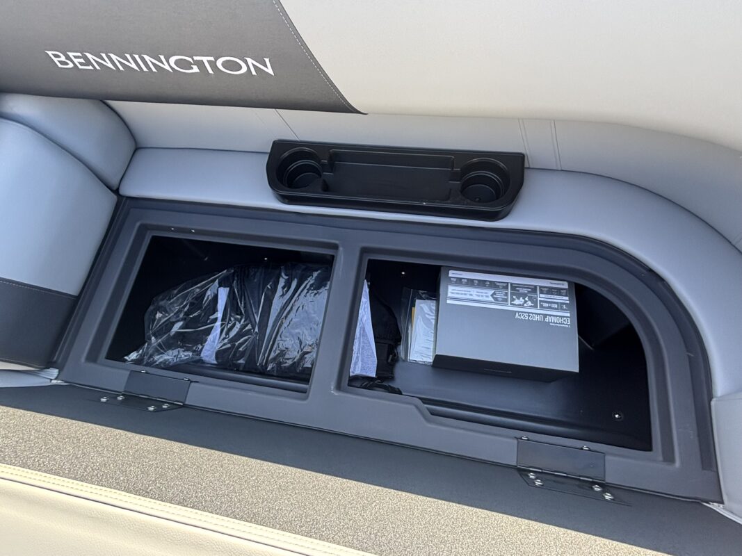 2026 Bennington 22 SSR Base