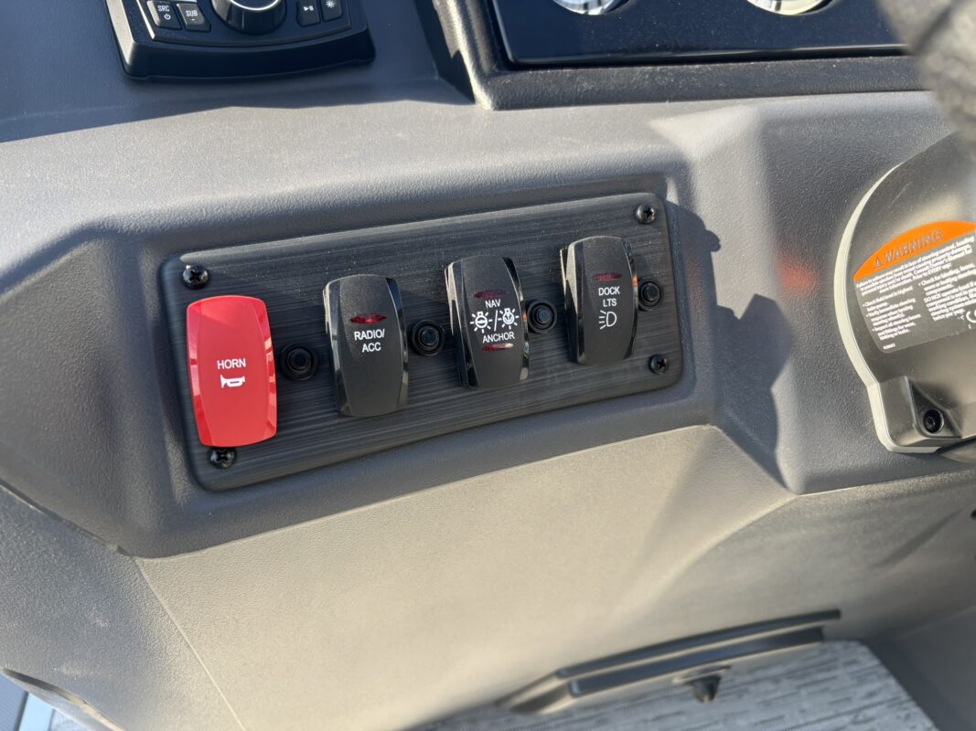 2026 Bennington 22 SSR Base