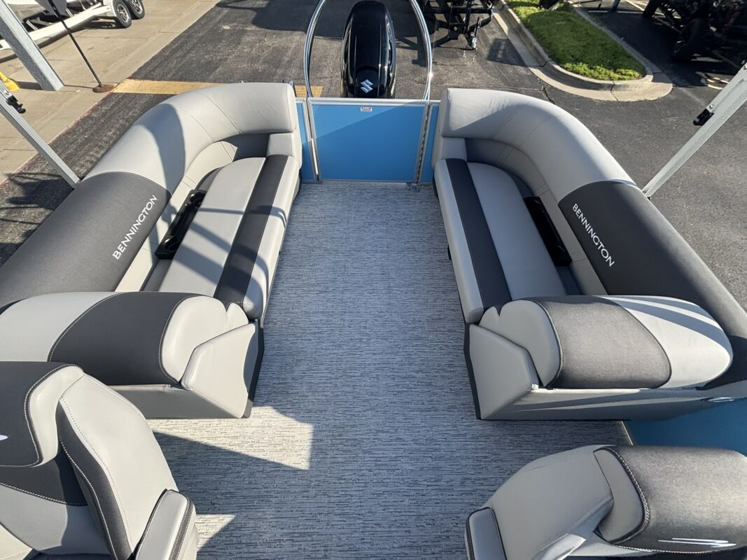 2026 Bennington 22 SSR Base