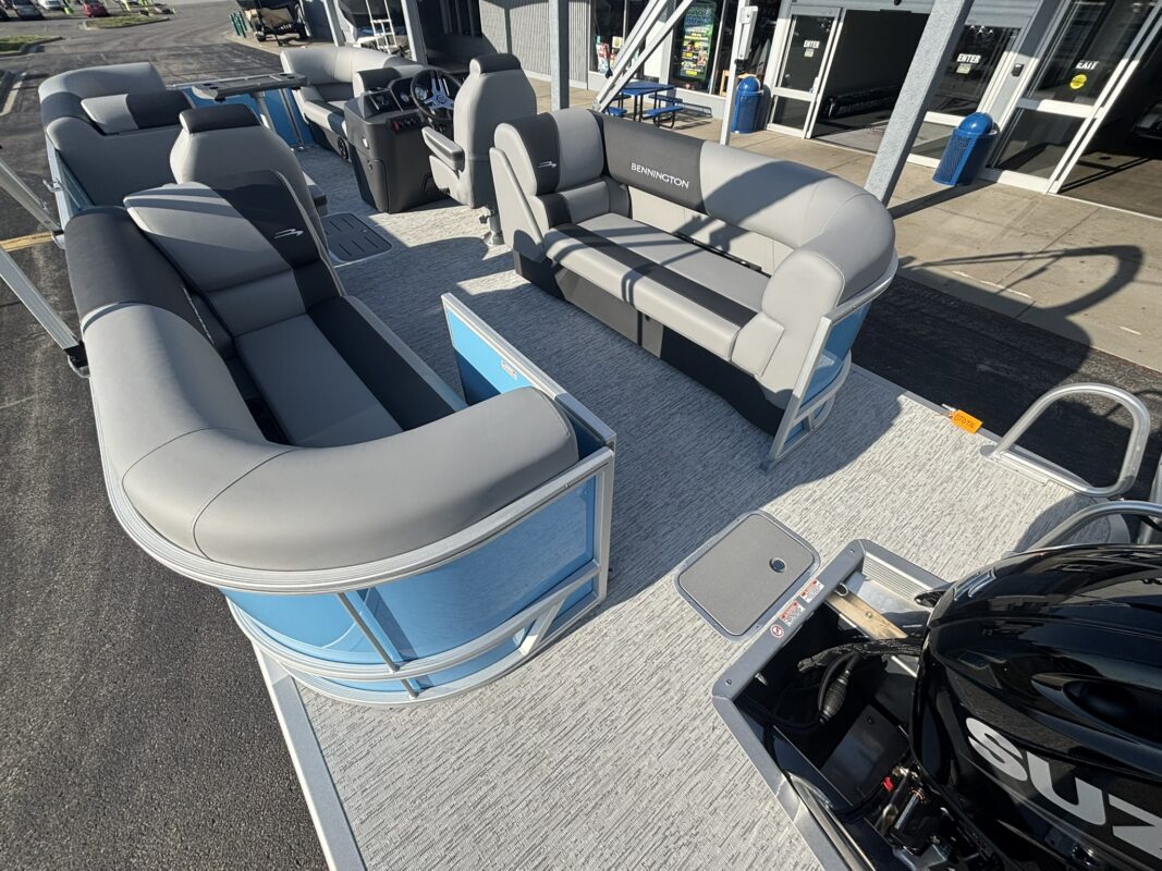 2026 Bennington 22 SSR Base