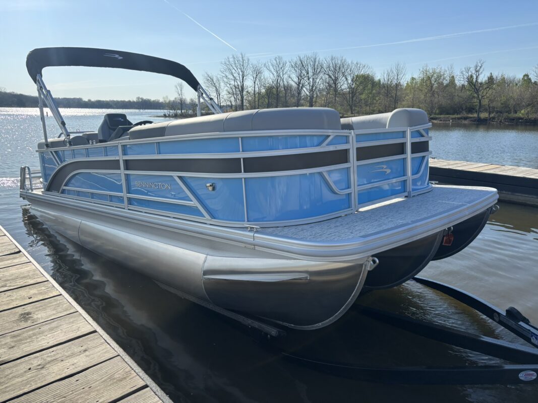 2026 Bennington 22 SSR Base