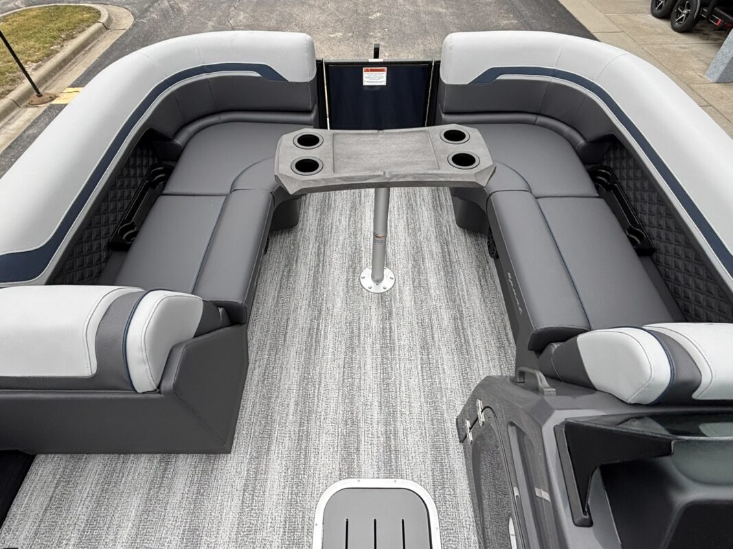 2026 Bennington 22 SSR Sport