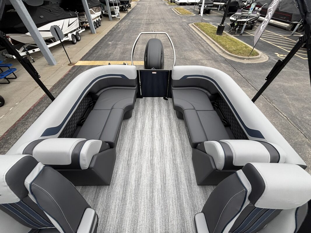 2026 Bennington 22 SSR Sport