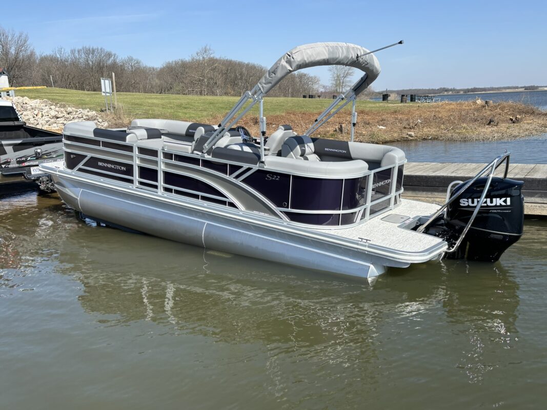 2026 Bennington 22 SSR Base