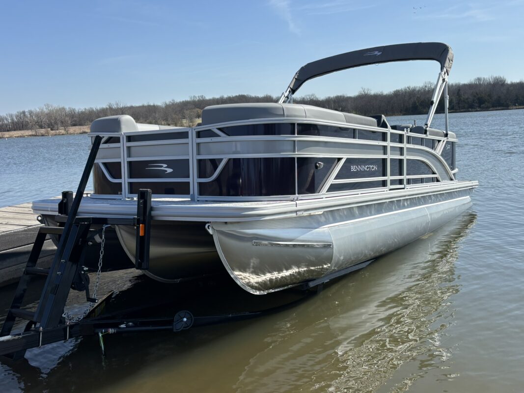 2026 Bennington 22 SSR Base