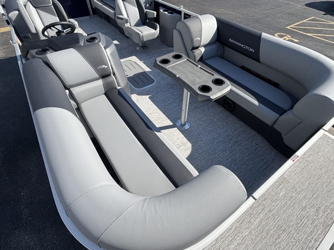 2026 Bennington 22 SSR Base