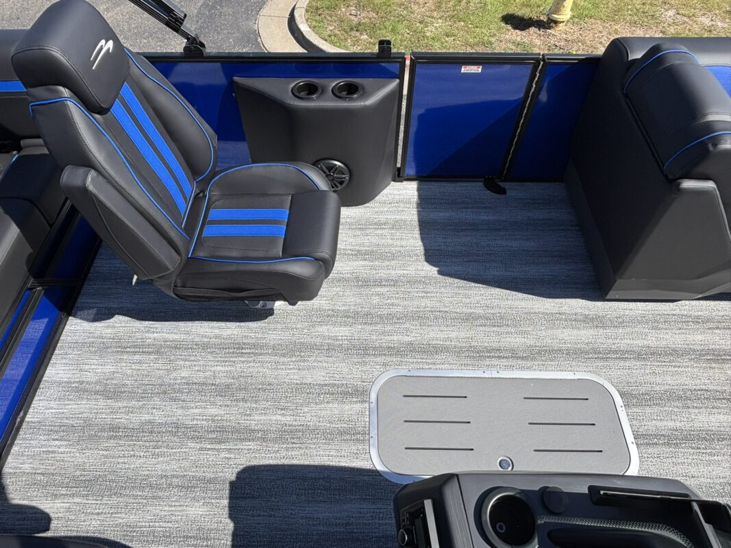 2026 Bennington 22 SSB Sport