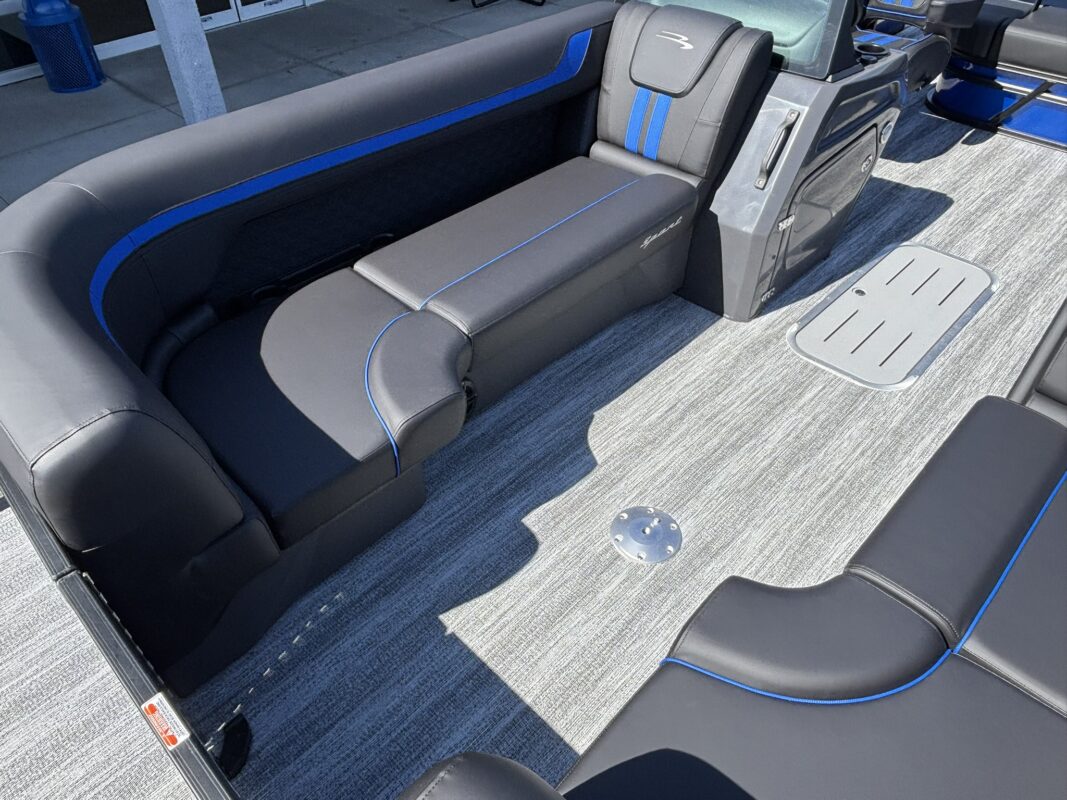 2026 Bennington 22 SSB Sport