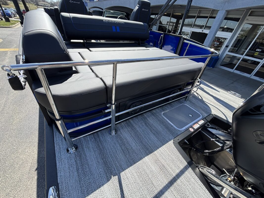 2026 Bennington 22 SSB Sport