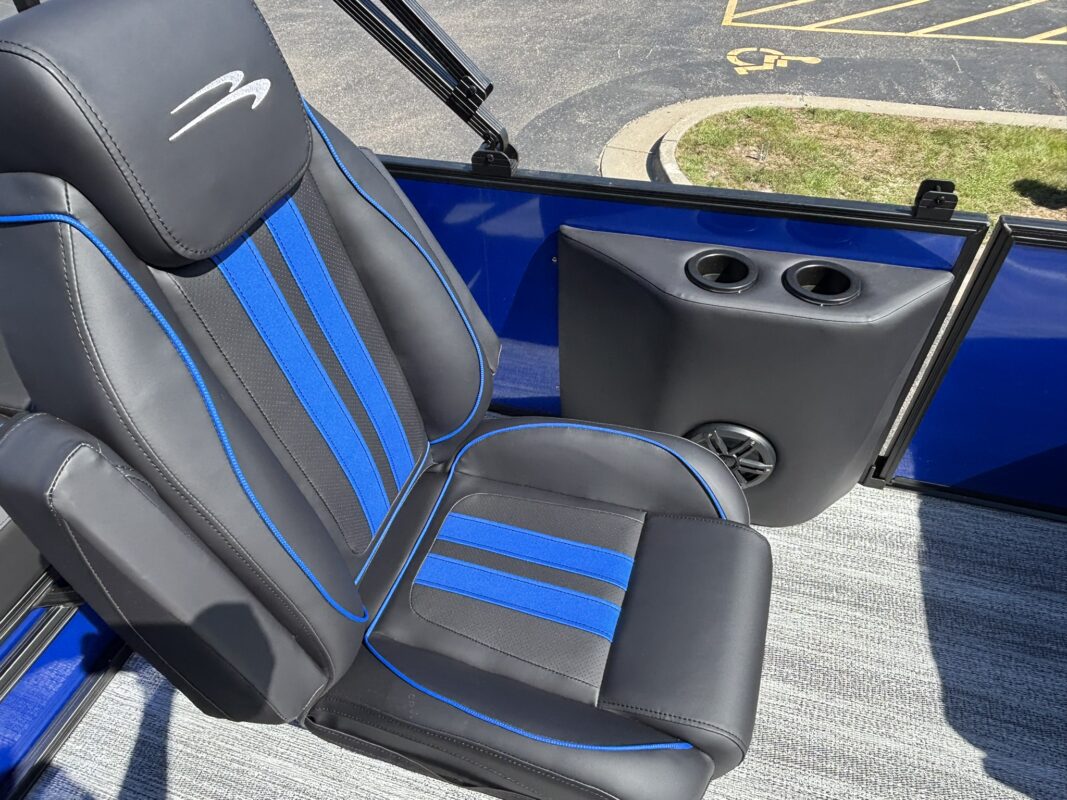 2026 Bennington 22 SSB Sport
