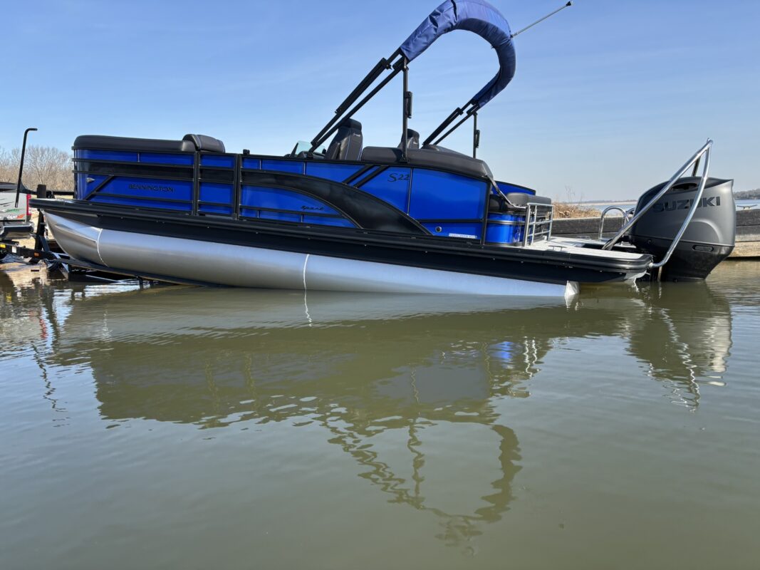 2026 Bennington 22 SSB Sport