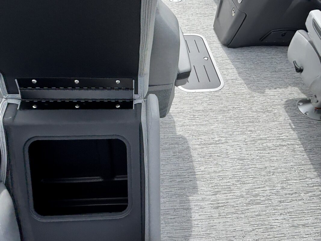 2026 Bennington 22 SSR Base