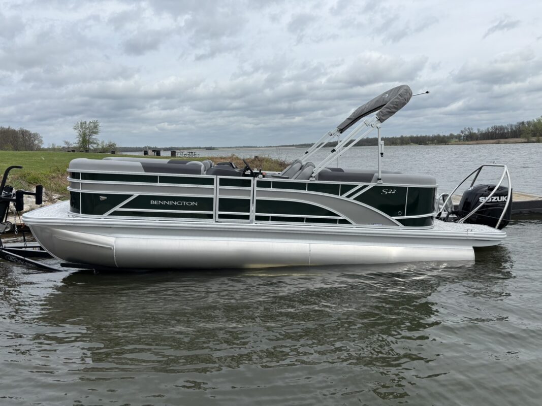 2026 Bennington 22 SSR Base