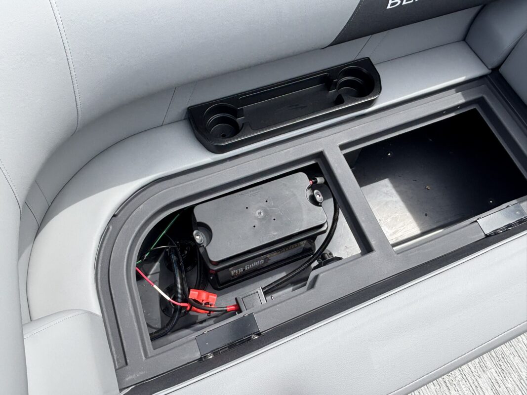 2026 Bennington 22 SSR Base