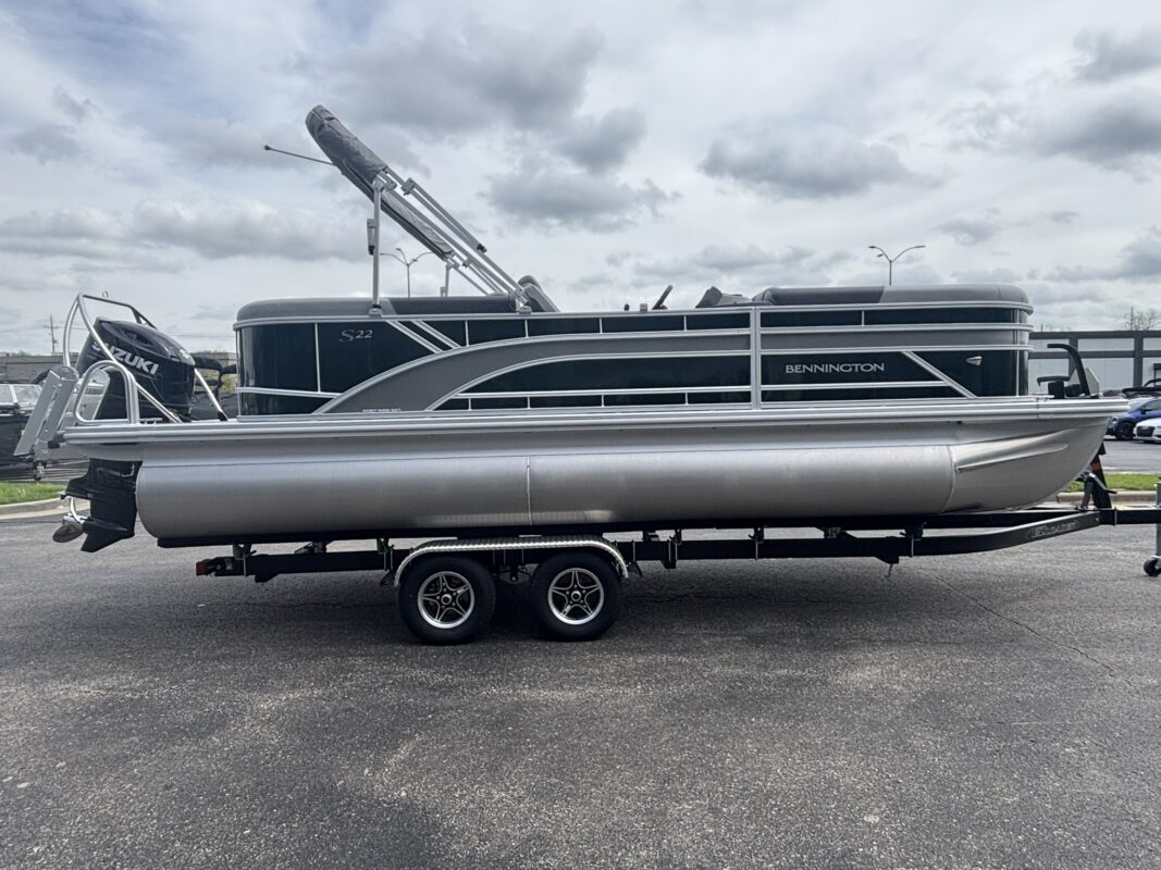 2026 Bennington 22 SSR Base