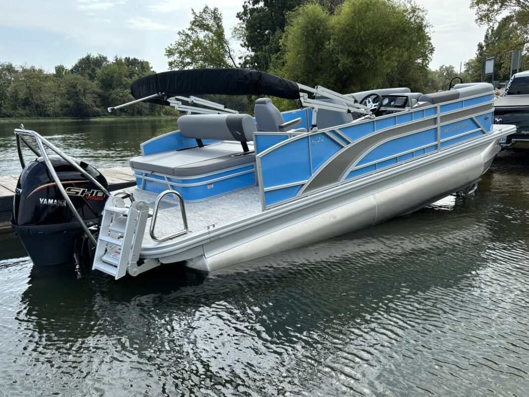 2026 Bennington 22 SSB Base