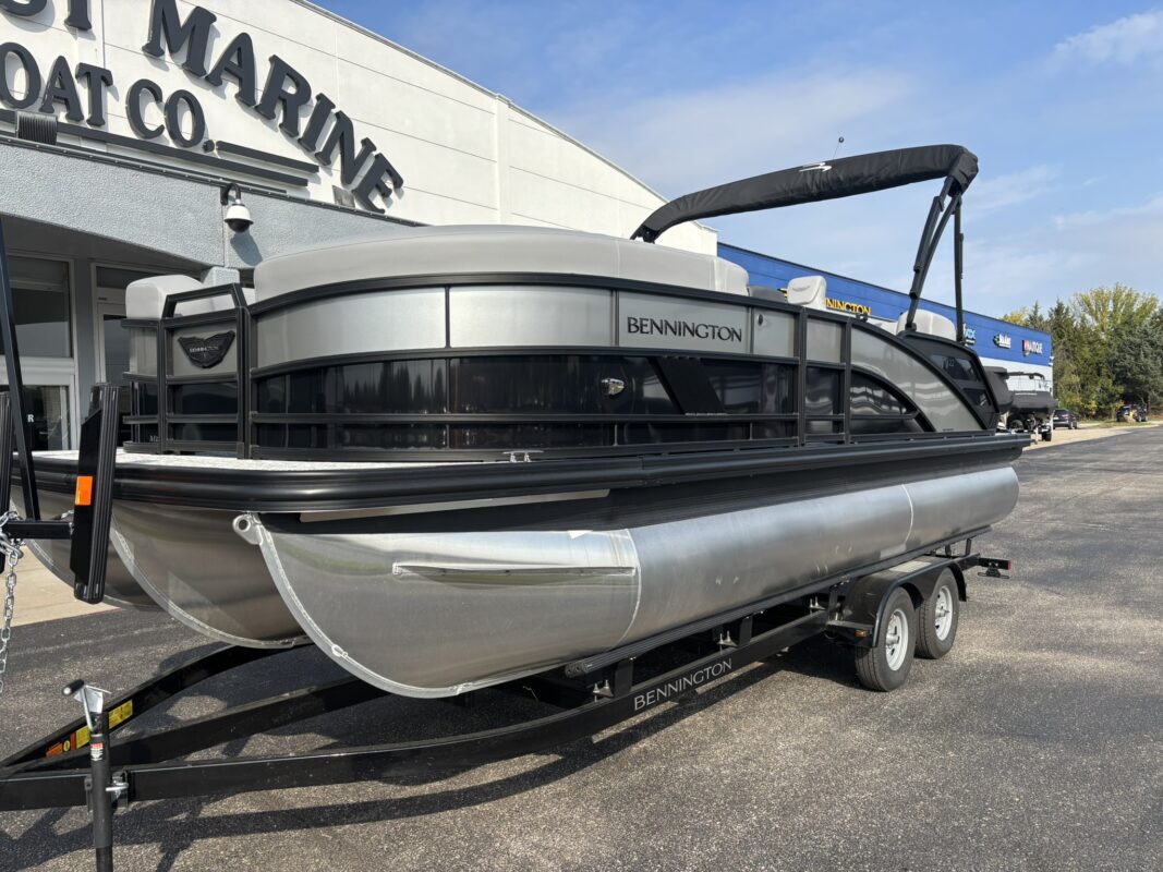 2026 Bennington 22 MSB Base