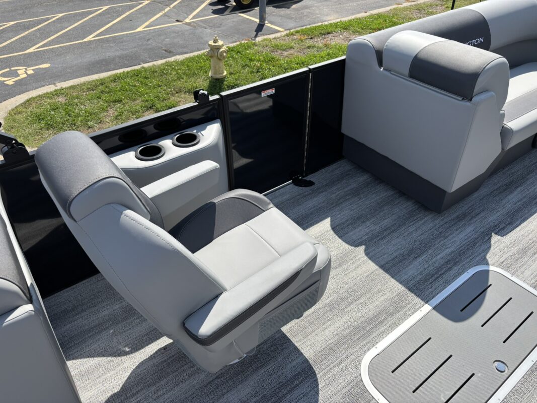 2026 Bennington 22 SSR Sport