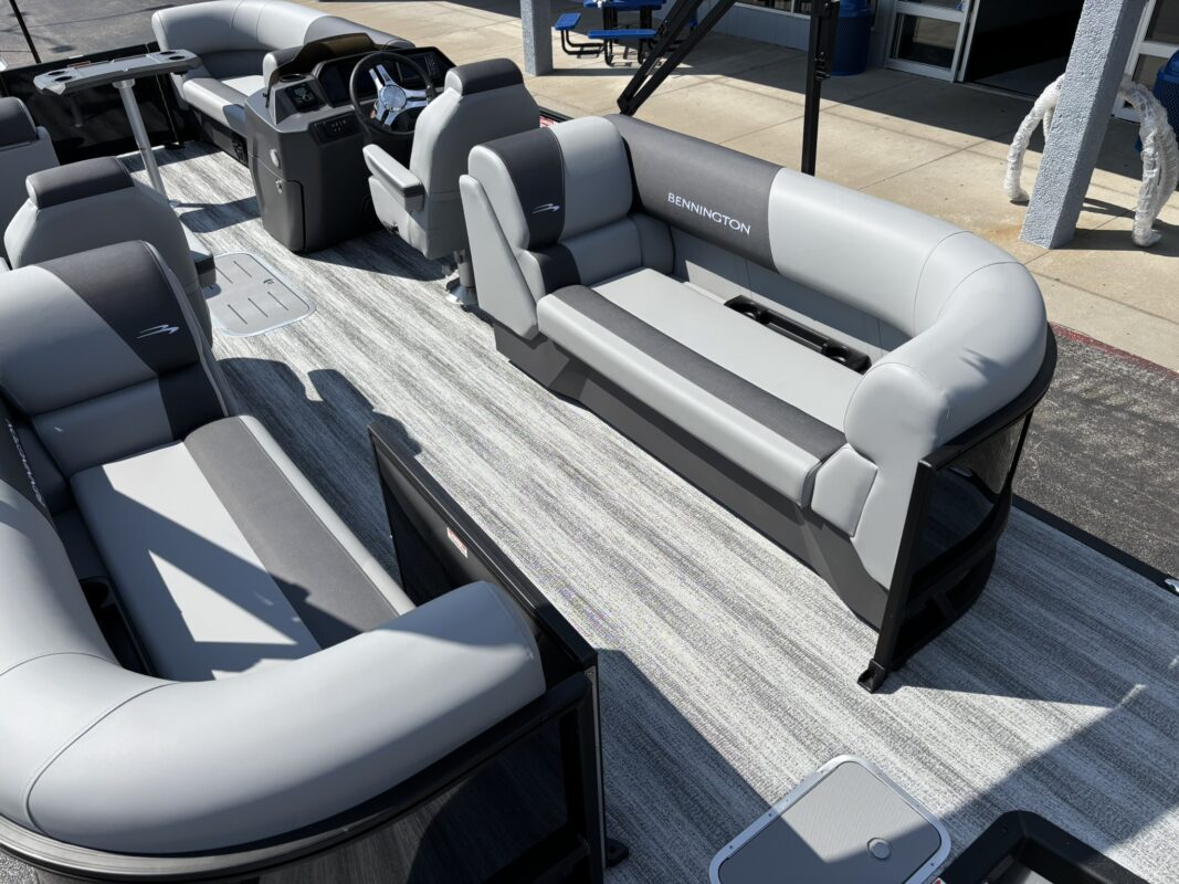 2026 Bennington 22 SSR Sport