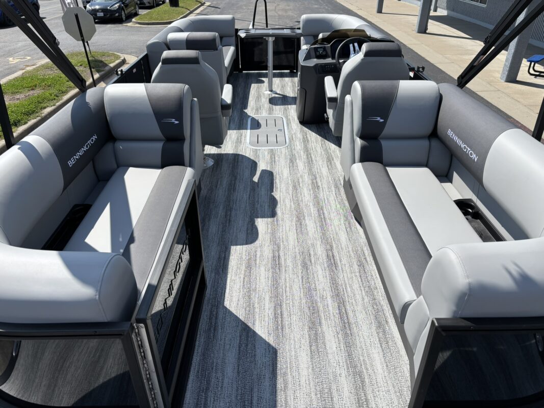 2026 Bennington 22 SSR Sport