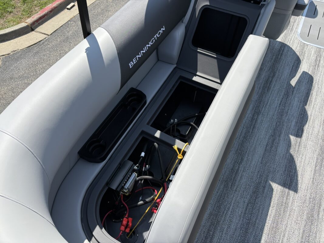 2026 Bennington 22 SSR Sport