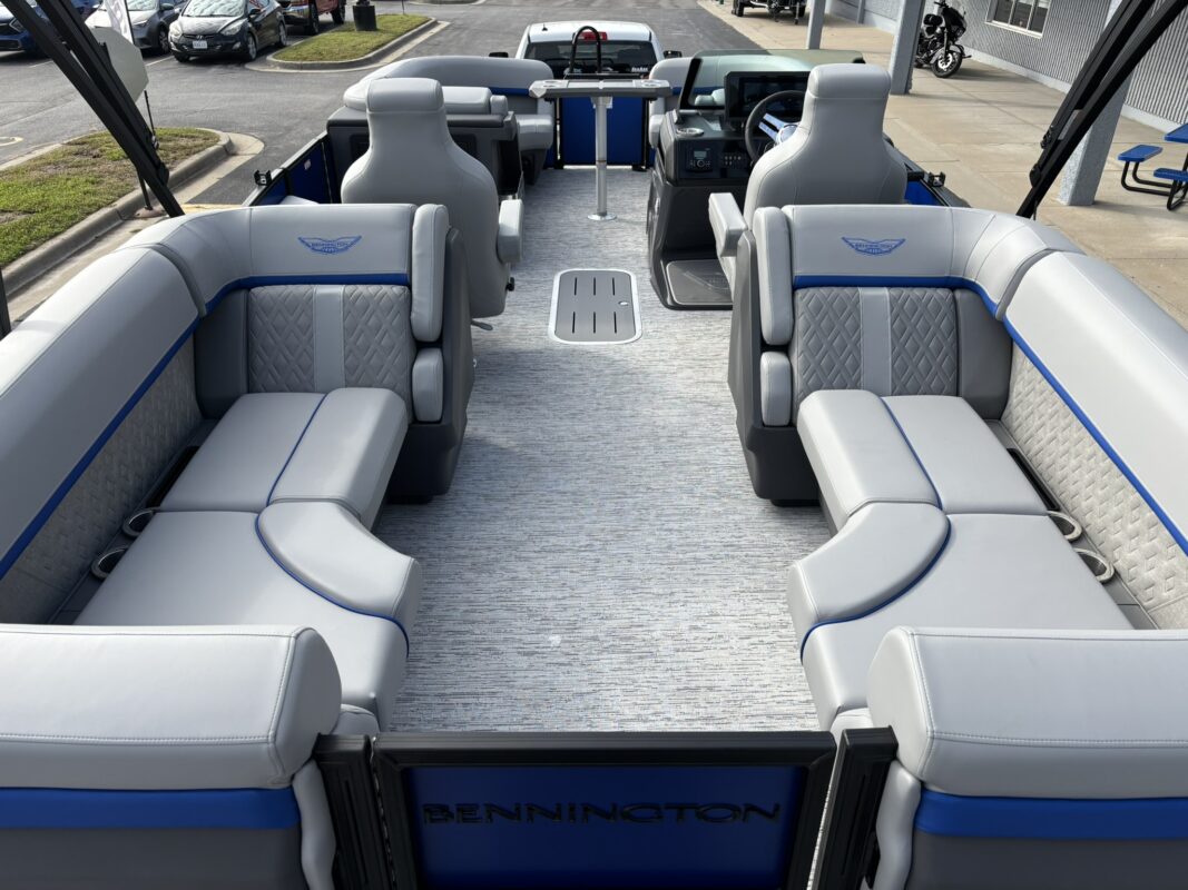 2026 Bennington 22 MFB Base