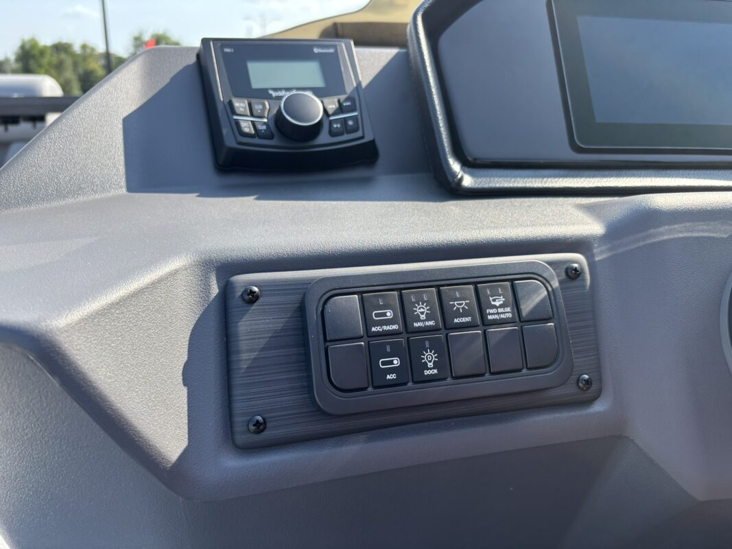 2026 Bennington 22 SSR Sport