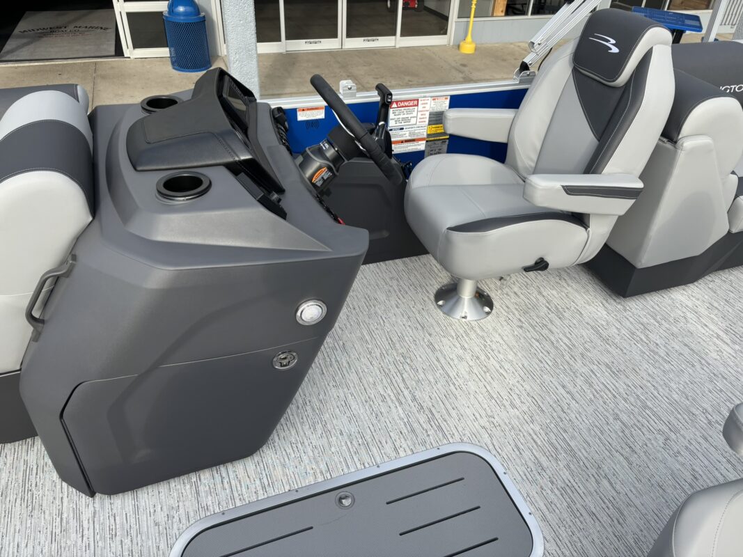 2026 Bennington 22 SSR Base