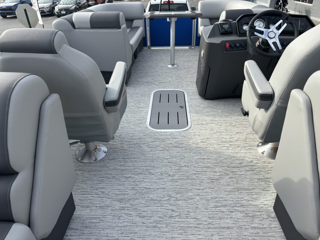 2026 Bennington 22 SSR Base