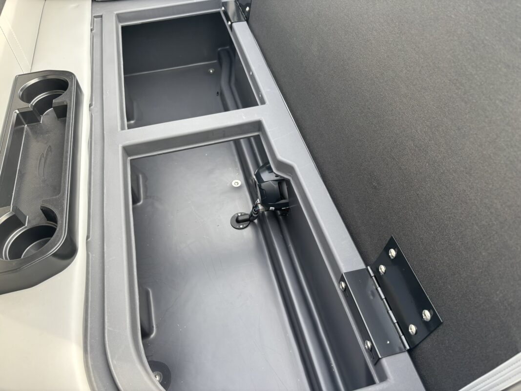 2026 Bennington 22 SSR Base