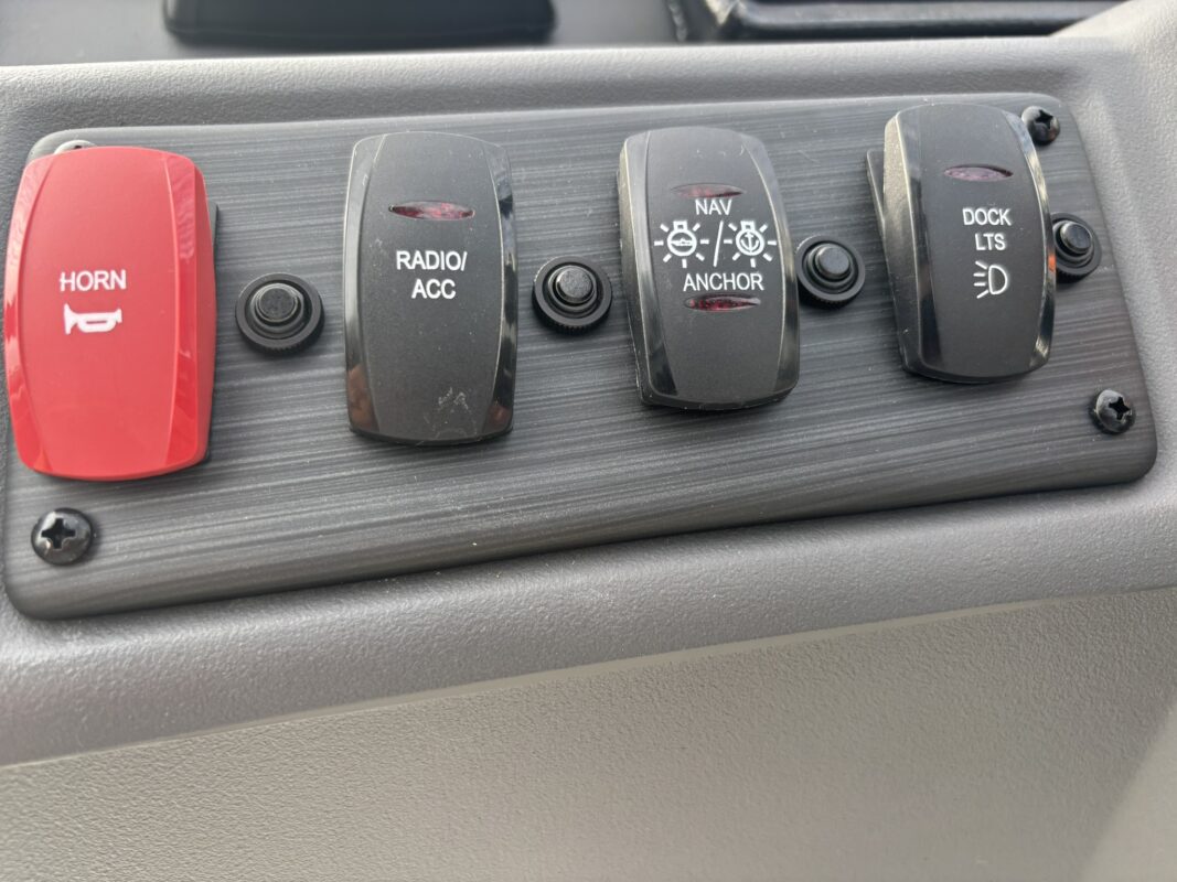 2026 Bennington 22 SSR Base