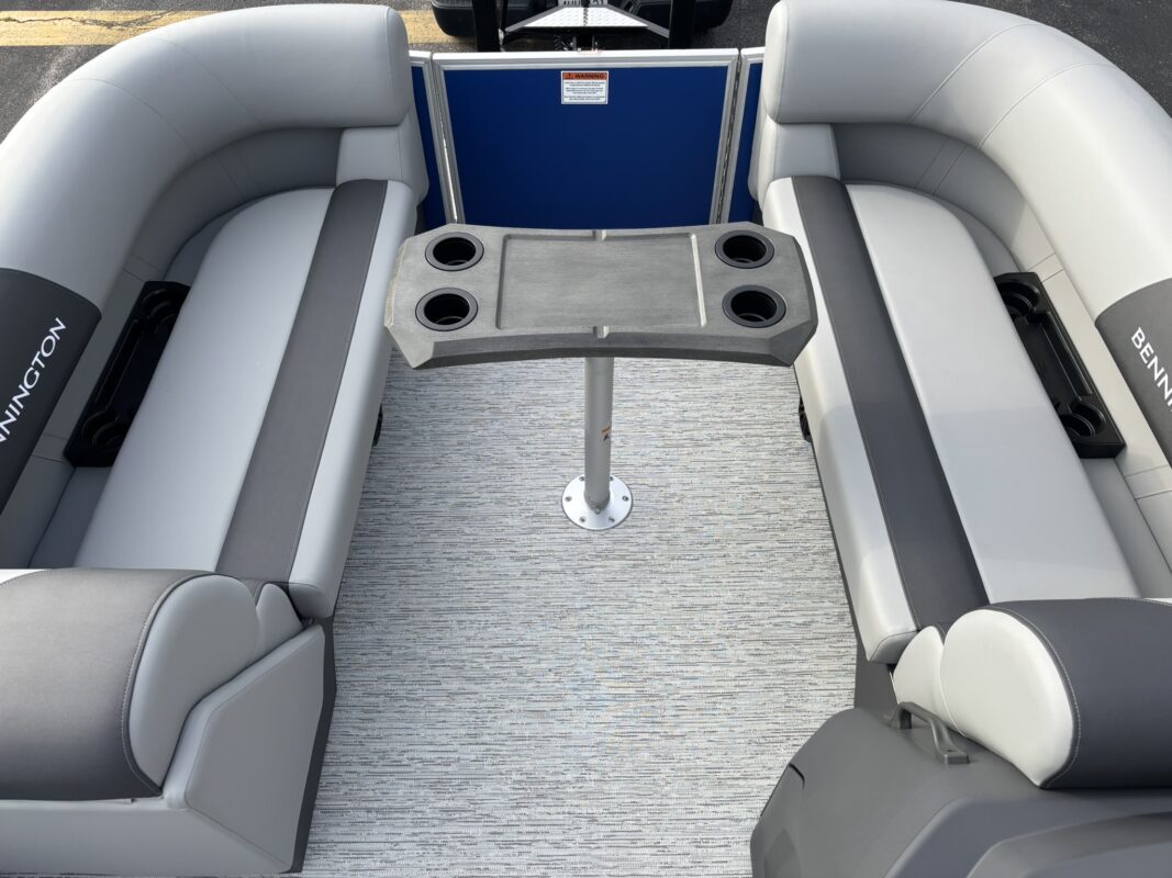 2026 Bennington 22 SSR Base