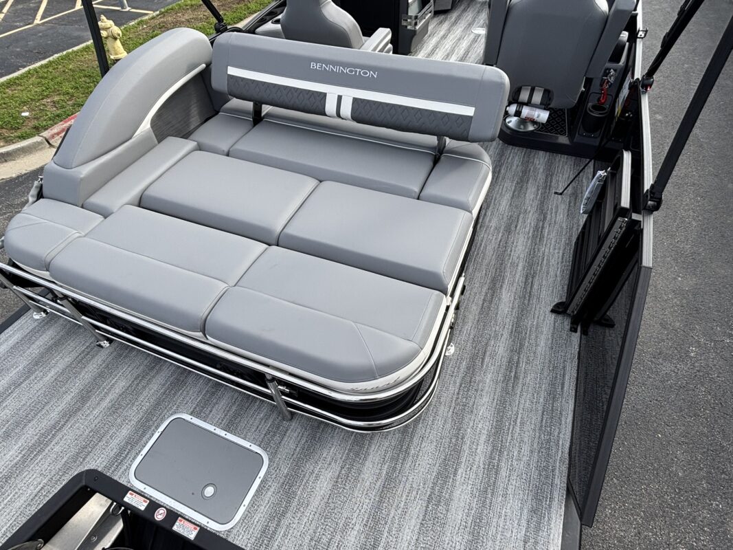 2026 Bennington 22 MSB Sport