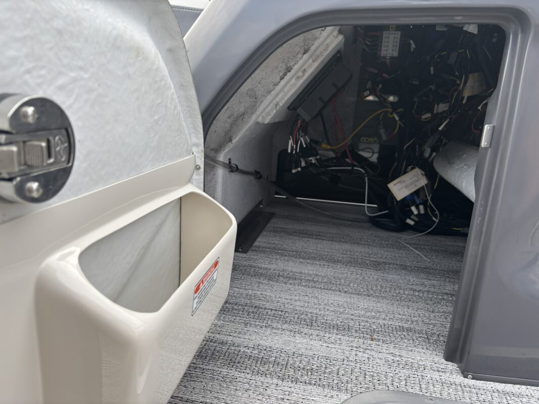 2026 Bennington 22 MSB Sport