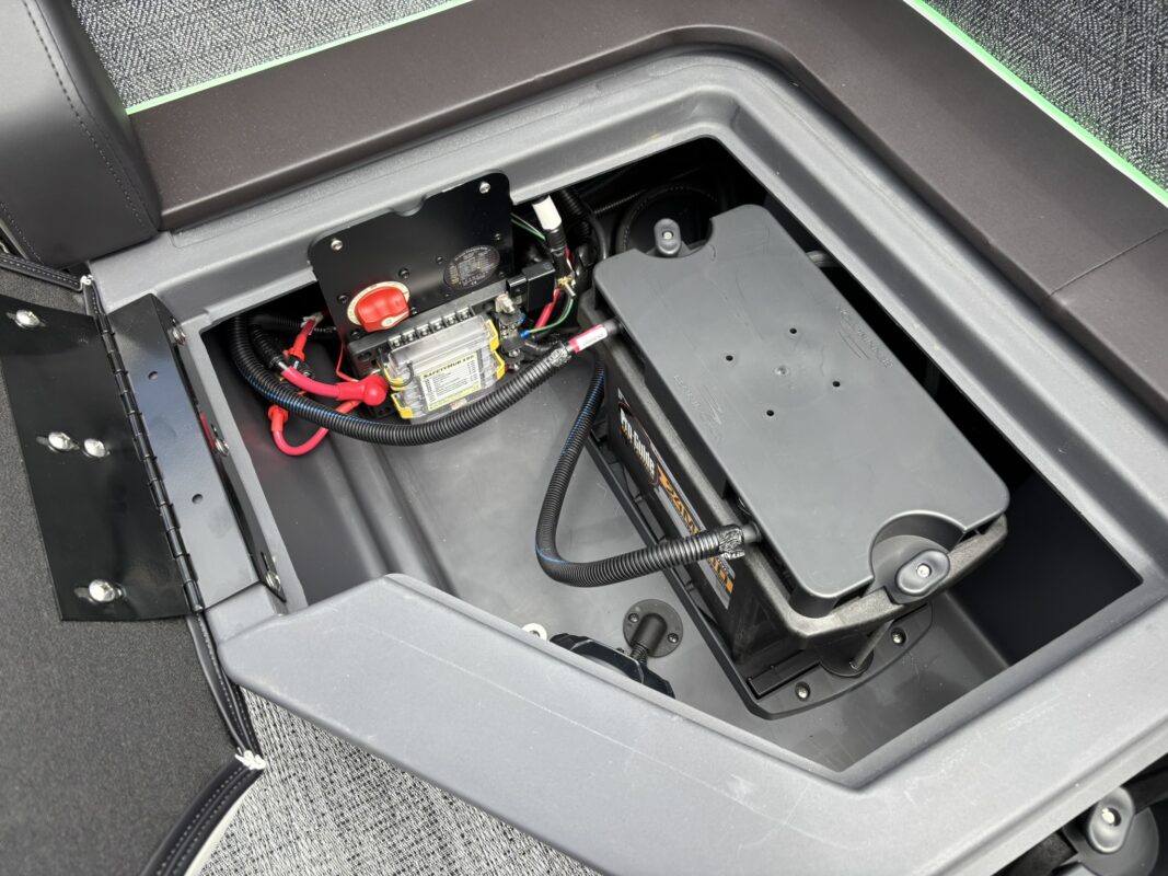 2026 Bennington 22 MFB Sport