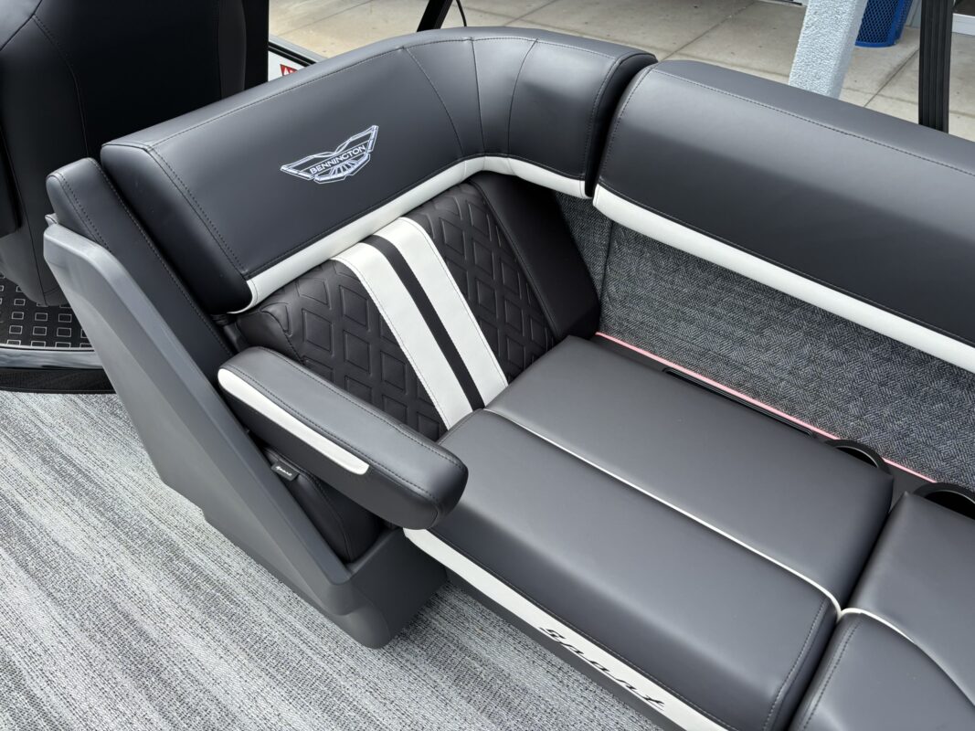 2026 Bennington 22 MFB Sport