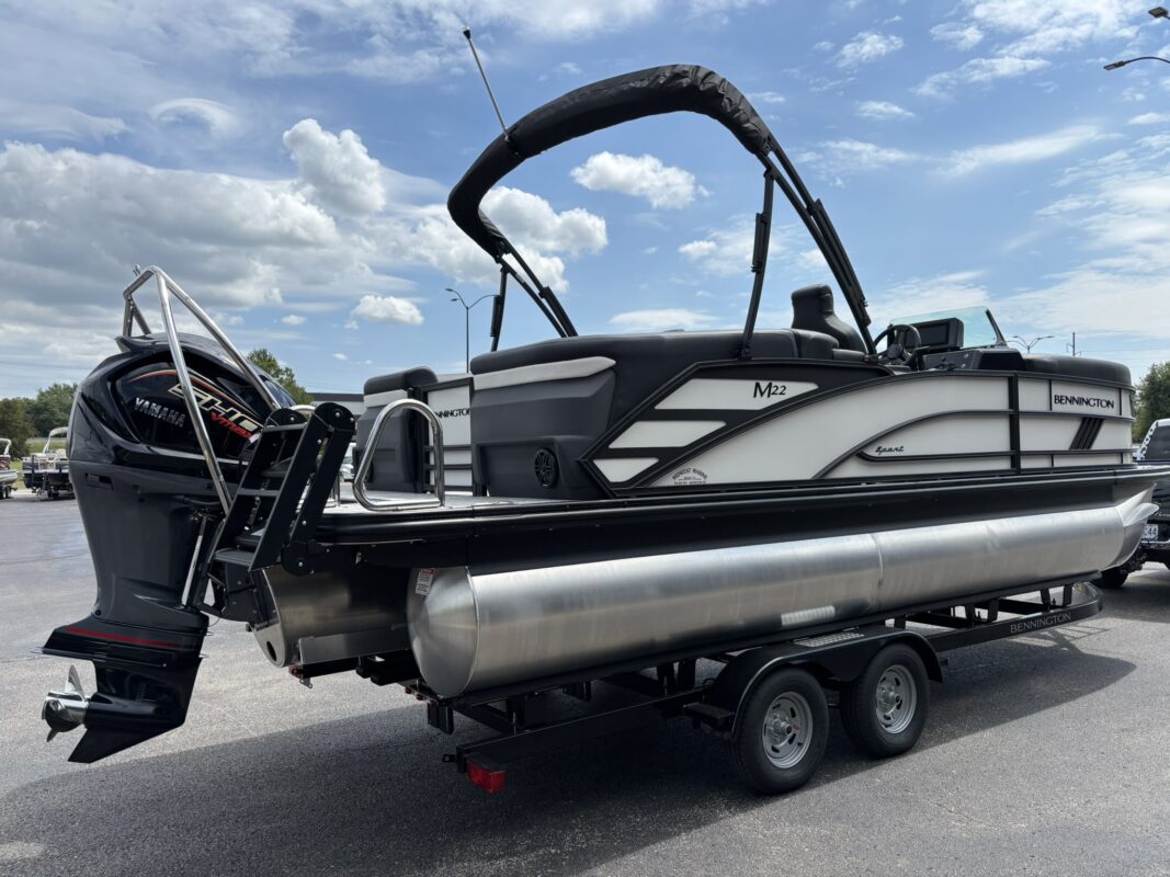 2026 Bennington 22 MFB Sport