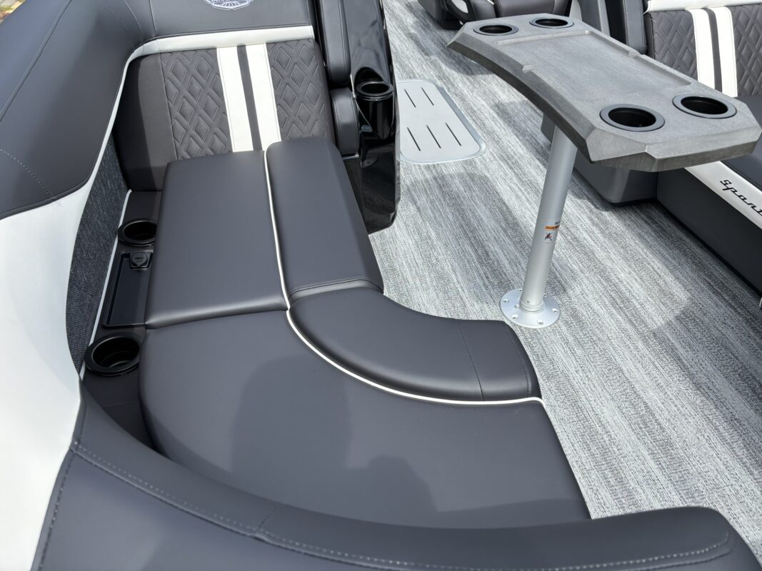 2026 Bennington 22 MFB Sport