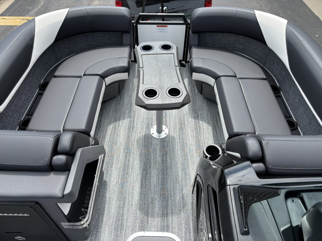 2026 Bennington 22 MFB Sport