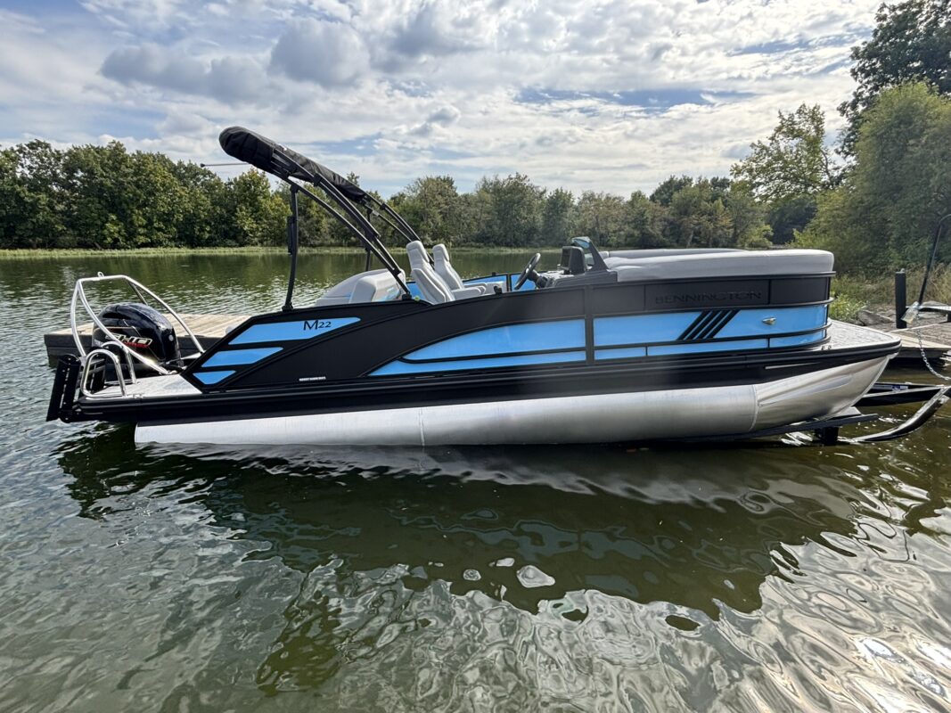 2026 Bennington 22 MSB Base