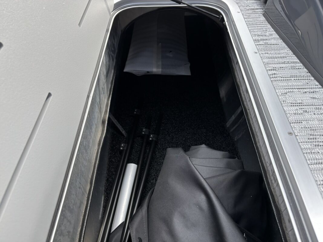 2026 Bennington 22 MSB Base