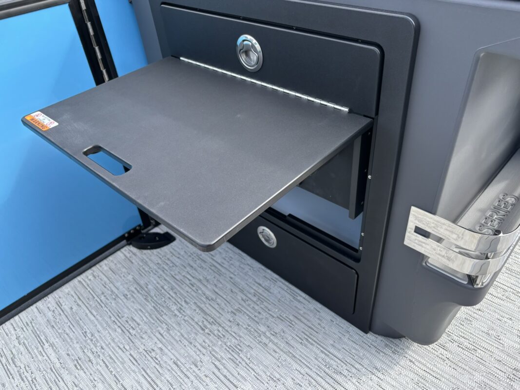 2026 Bennington 22 MSB Base