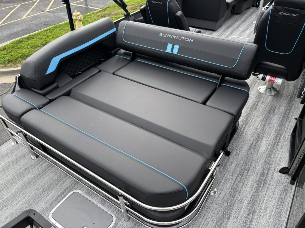 2026 Bennington 22 SSB Sport