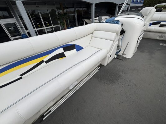 2005 Playcraft 26 Powertoon