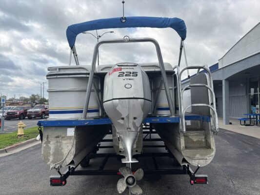 2005 Playcraft 26 Powertoon