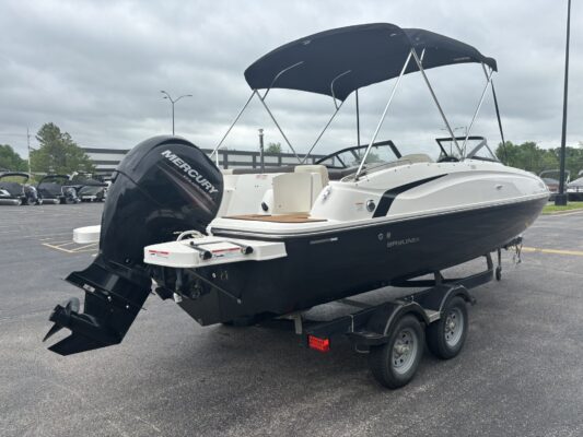 2019 Bayliner 210 DB