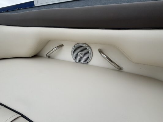 2019 Bayliner 210 DB