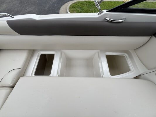 2019 Bayliner 210 DB